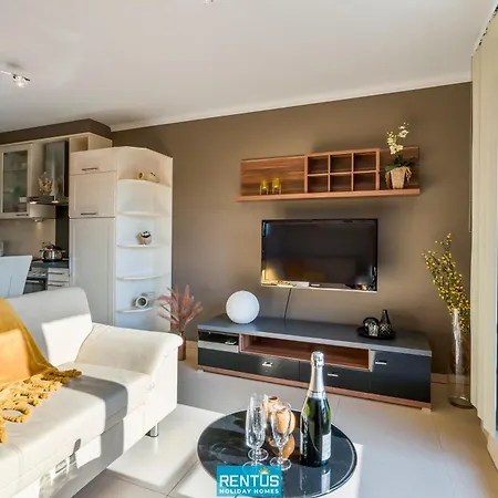 Bekehof - In The Centre Of *